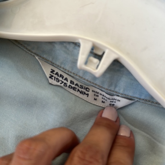 Zara Demin - Picture 5 of 5